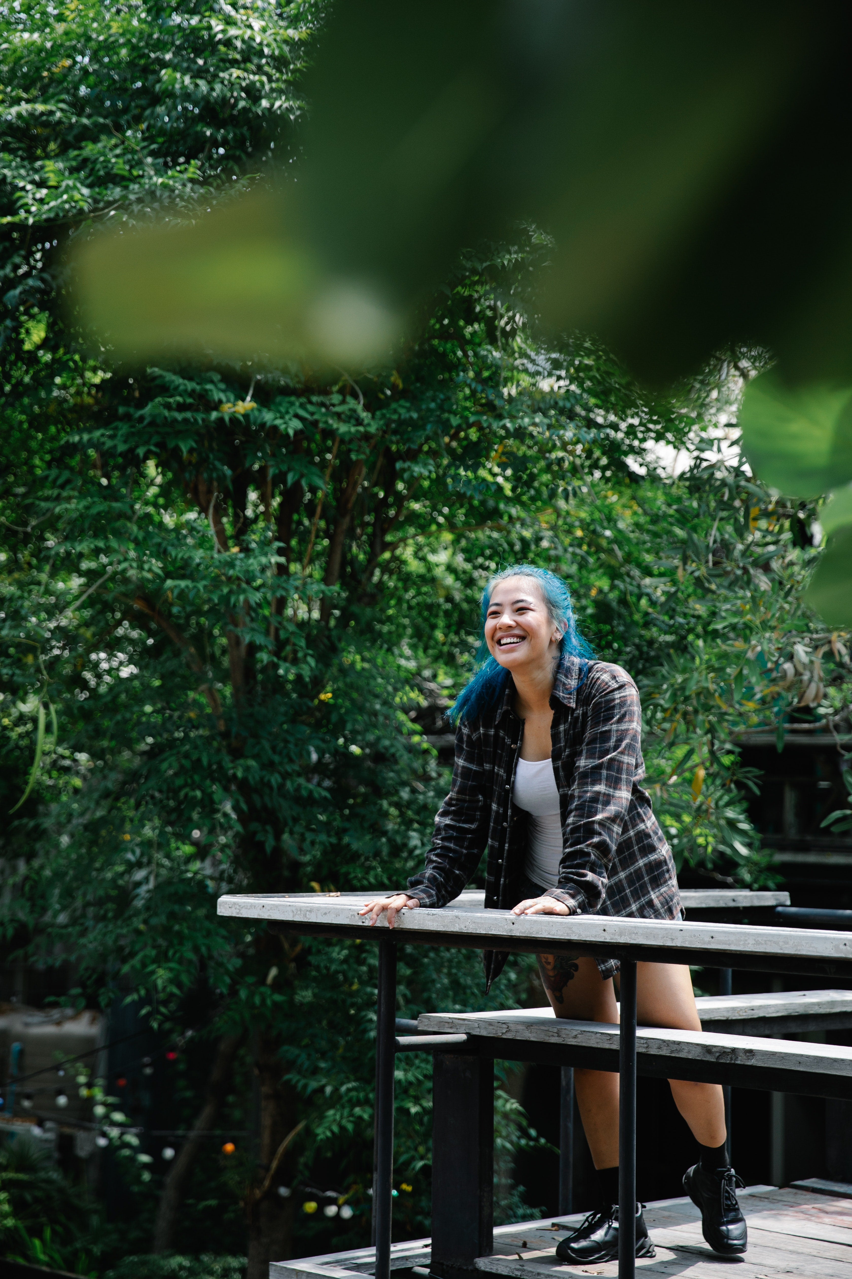 Décorer sa terrasse style jungle urbaine avec des plantes – Comment faire